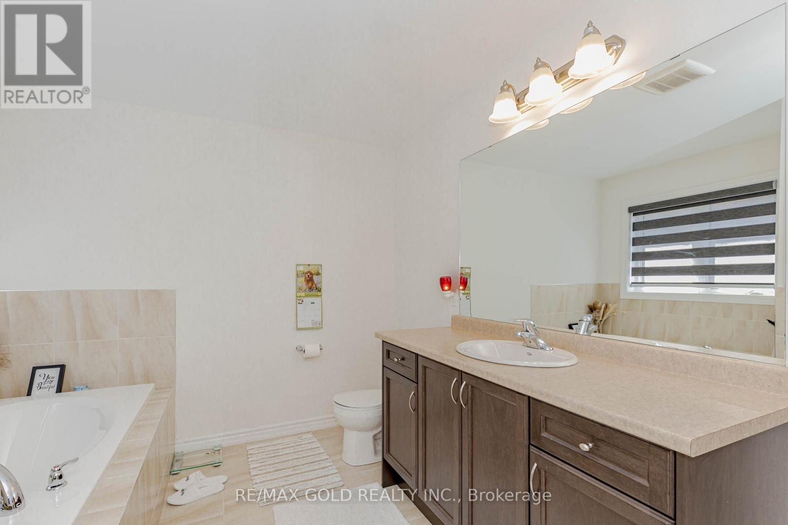 55 Scenic Ridge Gate, Brant, Ontario  N3L 0K4 - Photo 30 - X12460608