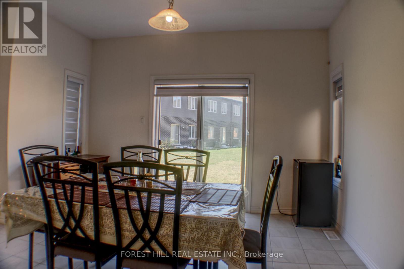 32 Stauffer Road, Brantford, Ontario  M6A 1N3 - Photo 17 - X12460609