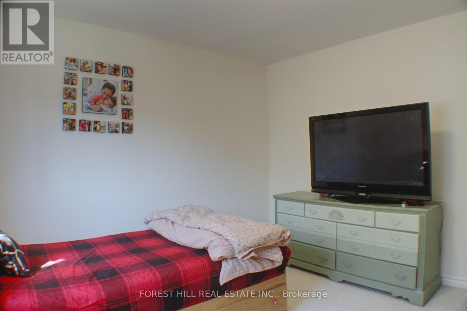 32 Stauffer Road, Brantford, Ontario  M6A 1N3 - Photo 31 - X12460609