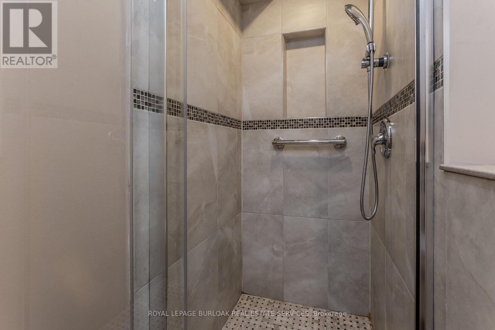 3 Diiorio Circle, Hamilton, Ontario  L9K 1S9 - Photo 33 - X12460632