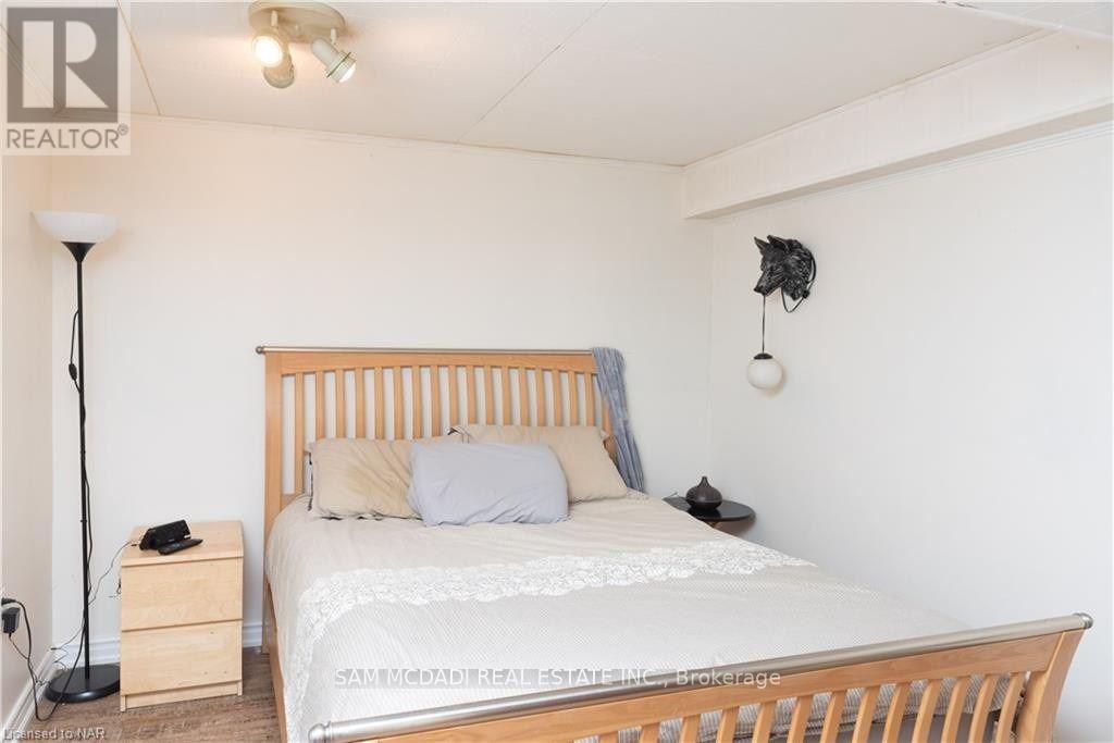 Lower - 7003 Ann Street, Niagara Falls, Ontario  L2G 3C8 - Photo 14 - X12460637