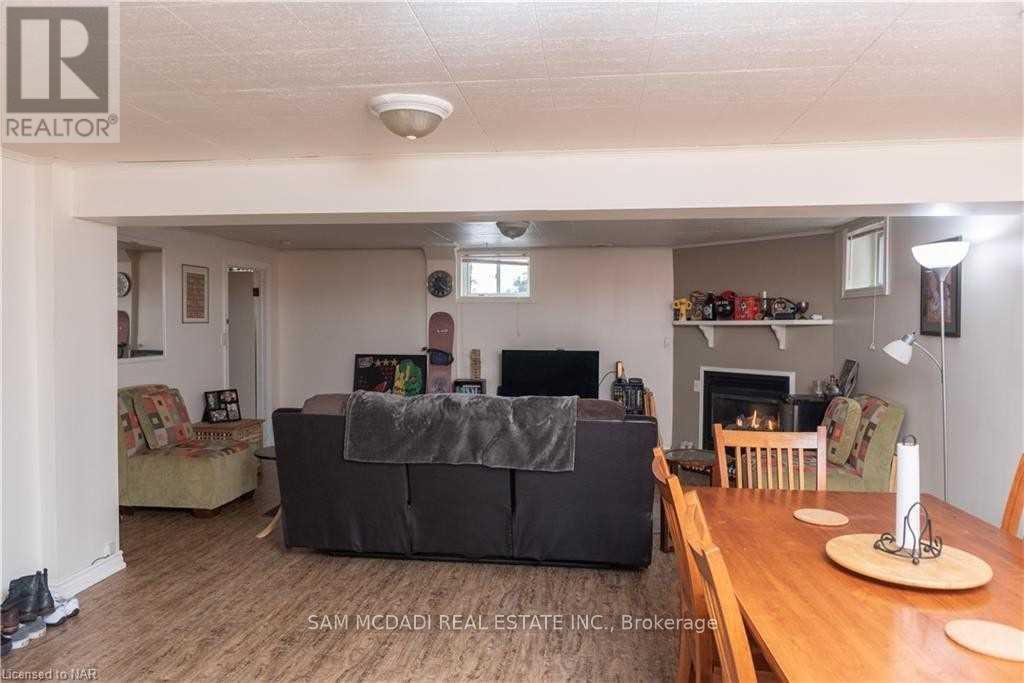 Lower - 7003 Ann Street, Niagara Falls, Ontario  L2G 3C8 - Photo 4 - X12460637