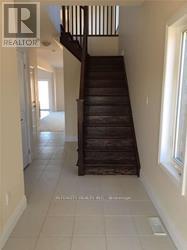 6679 Cropp Street, Niagara Falls, Ontario  L2E 0B7 - Photo 2 - X12460641