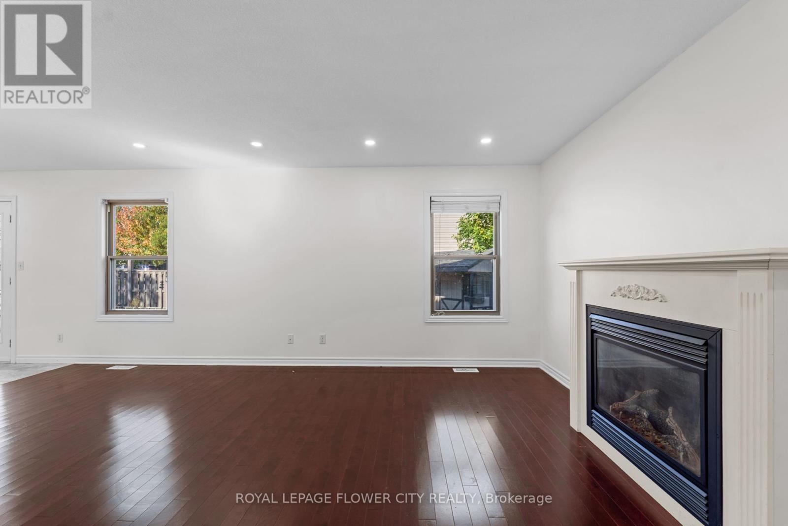 76 Rochelle Crescent N, Fort Erie, Ontario  L0S 1N0 - Photo 14 - X12460646