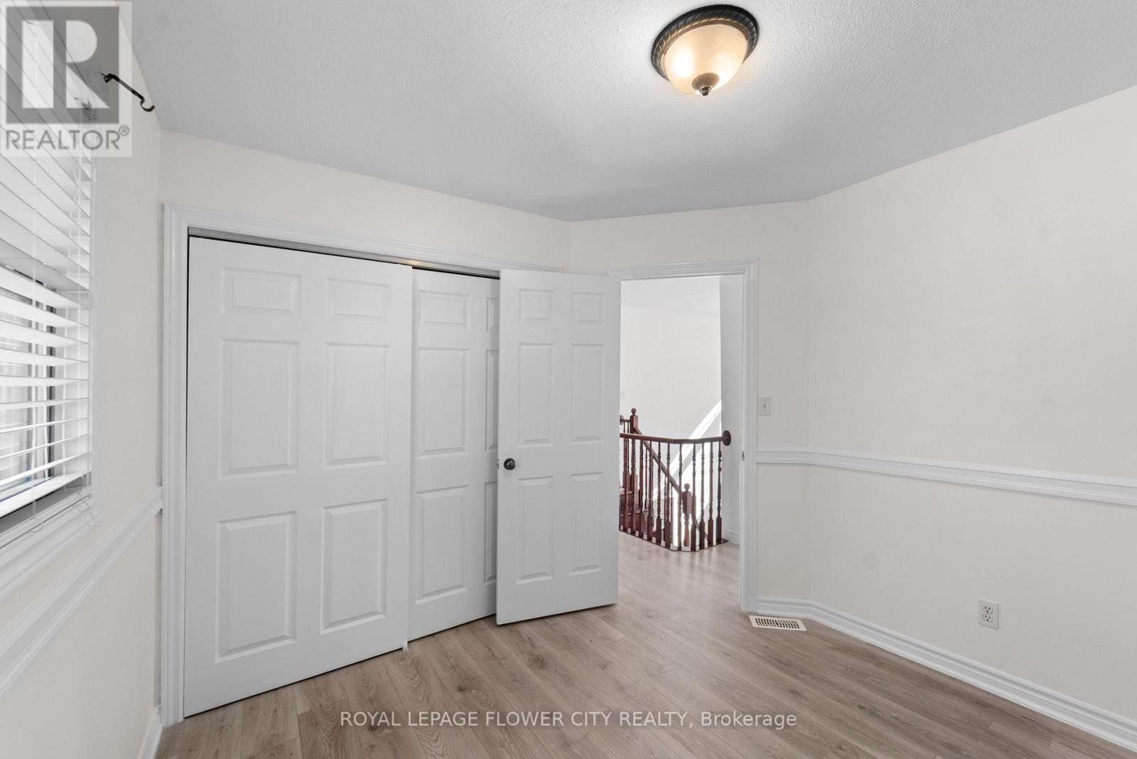 76 Rochelle Crescent N, Fort Erie, Ontario  L0S 1N0 - Photo 37 - X12460646
