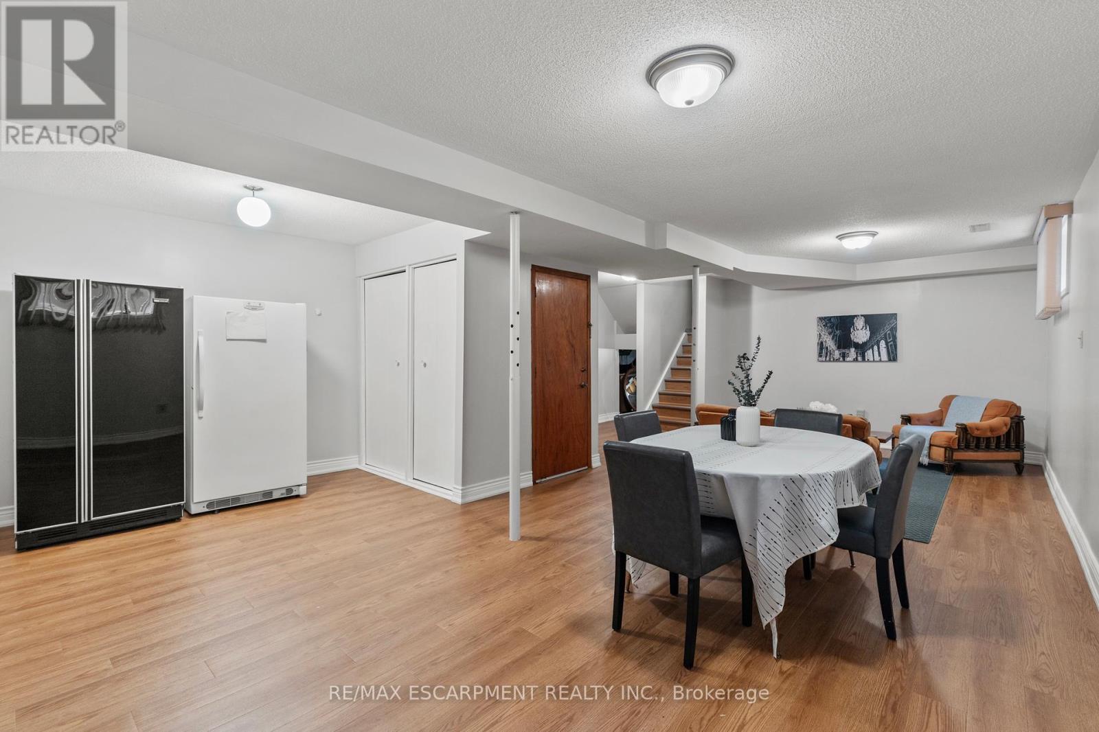 48 Village Drive, Hamilton, Ontario  L8E 3N1 - Photo 26 - X12460673
