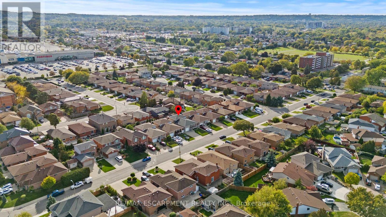 48 Village Drive, Hamilton, Ontario  L8E 3N1 - Photo 33 - X12460673
