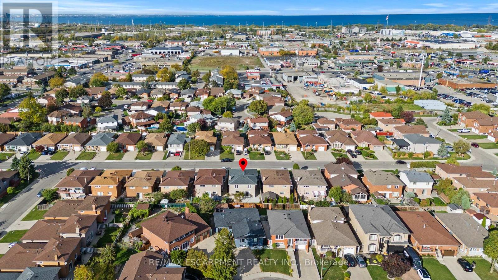 48 Village Drive, Hamilton, Ontario  L8E 3N1 - Photo 34 - X12460673