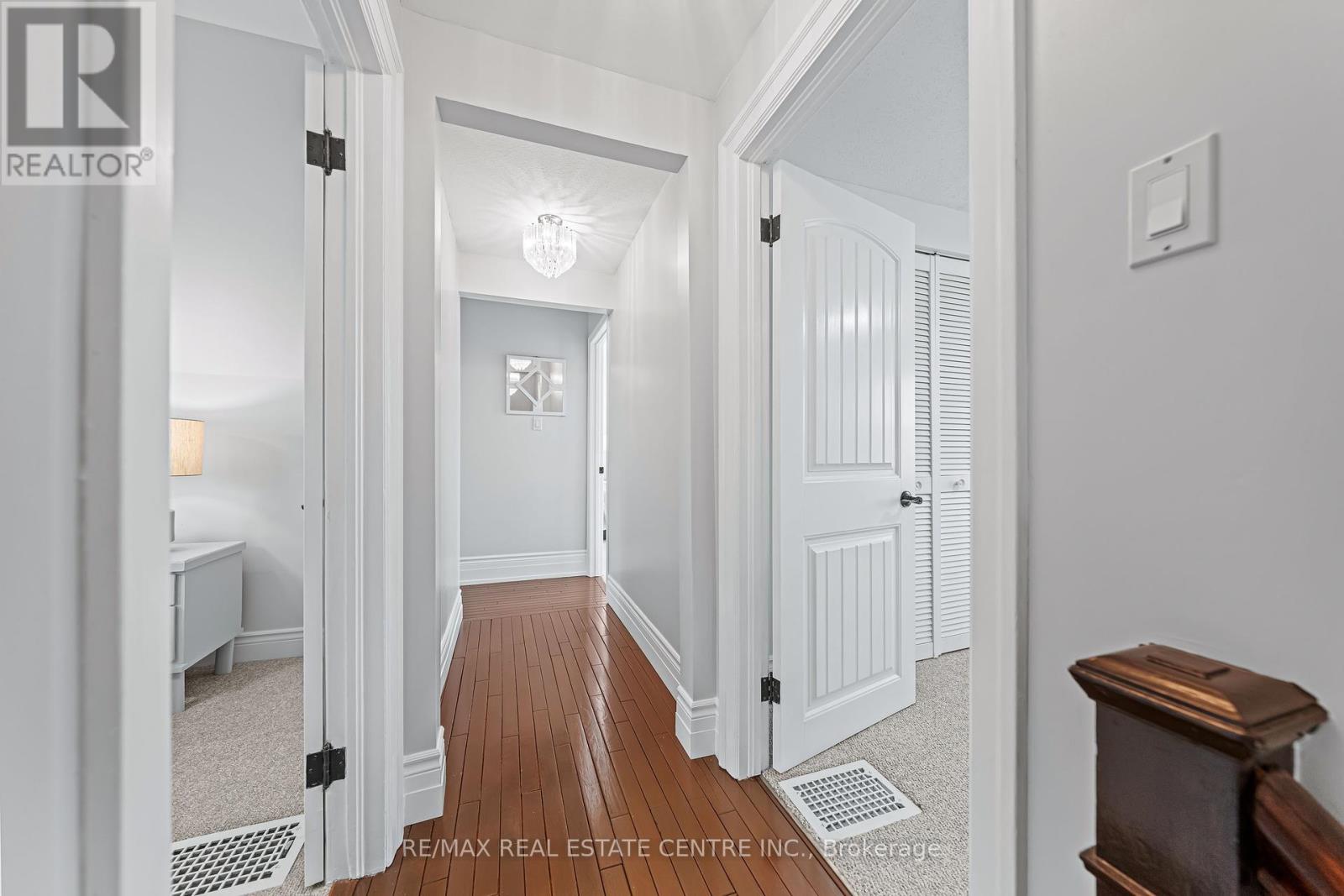 3 Augusta Street, Cambridge, Ontario  N1R 1G2 - Photo 19 - X12460724