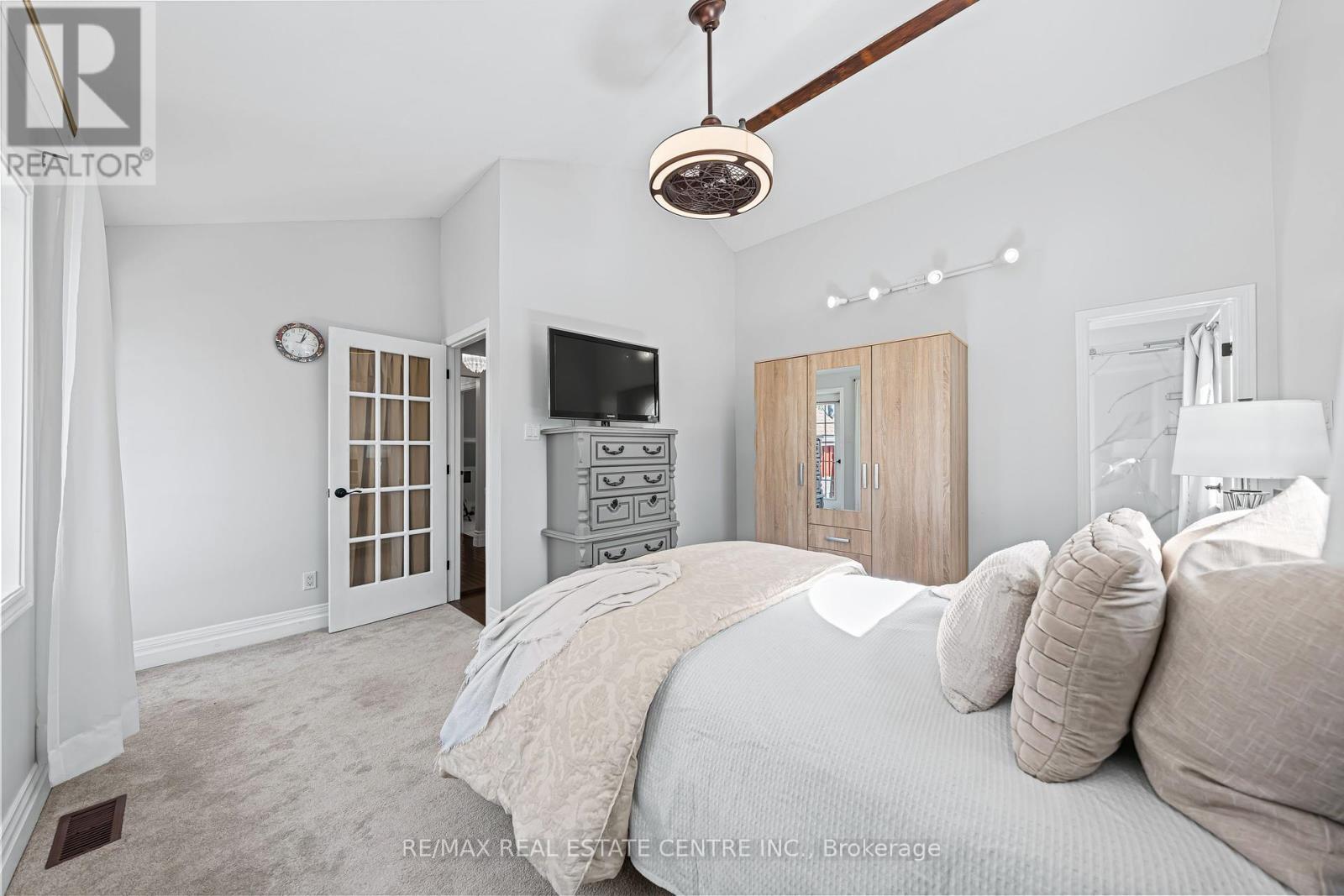 3 Augusta Street, Cambridge, Ontario  N1R 1G2 - Photo 27 - X12460724