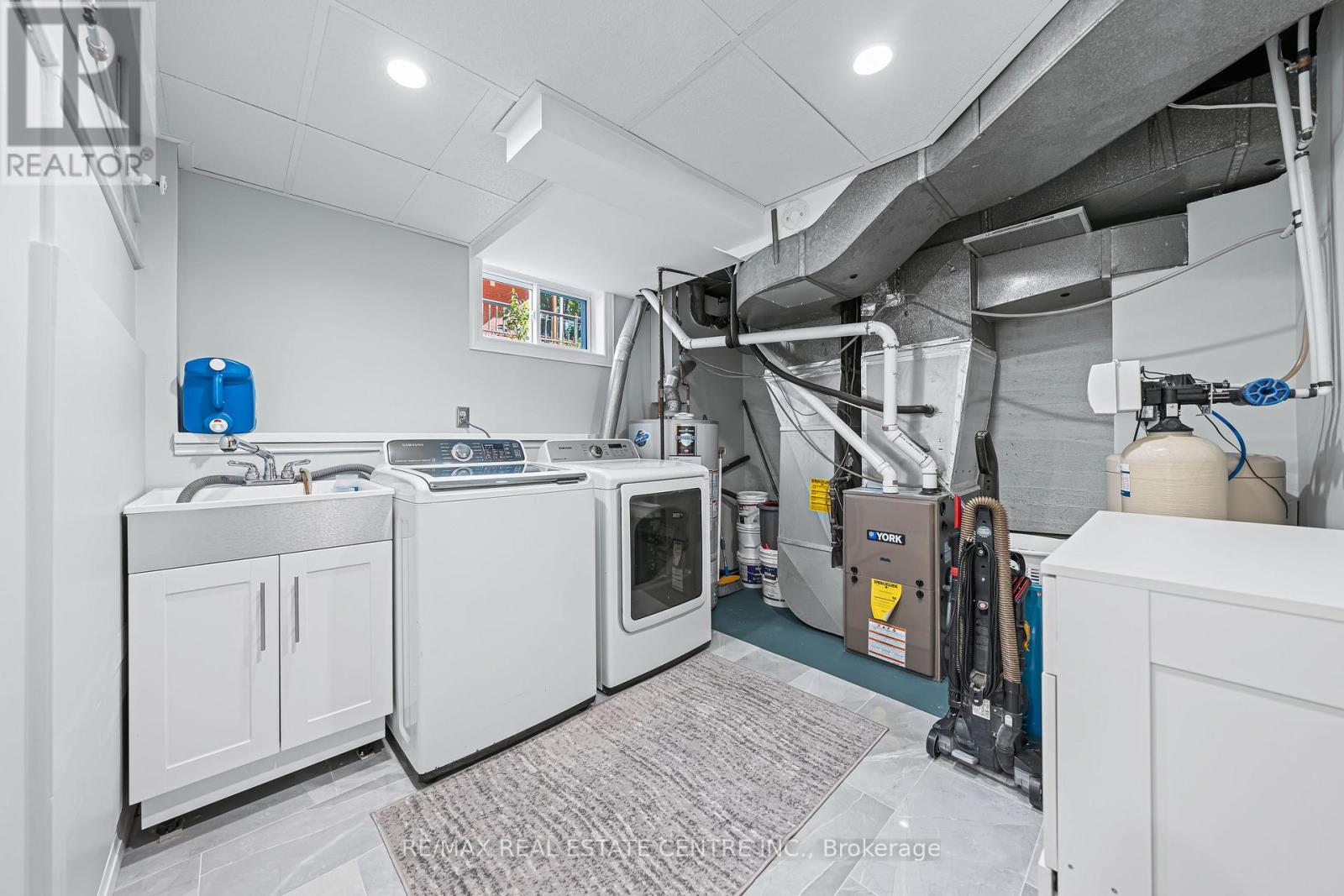 3 Augusta Street, Cambridge, Ontario  N1R 1G2 - Photo 36 - X12460724