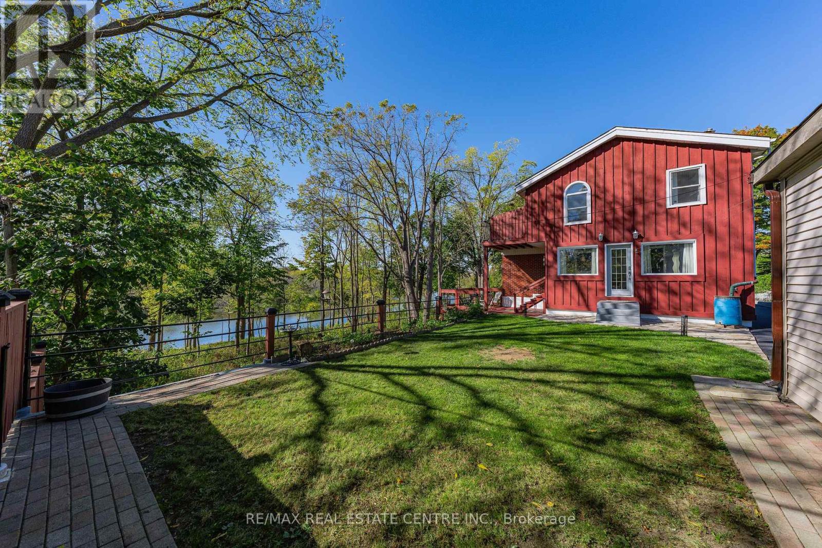 3 Augusta Street, Cambridge, Ontario  N1R 1G2 - Photo 39 - X12460724