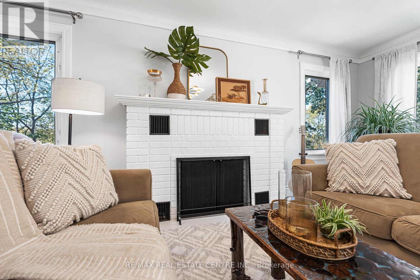 3 Augusta Street, Cambridge, Ontario  N1R 1G2 - Photo 6 - X12460724