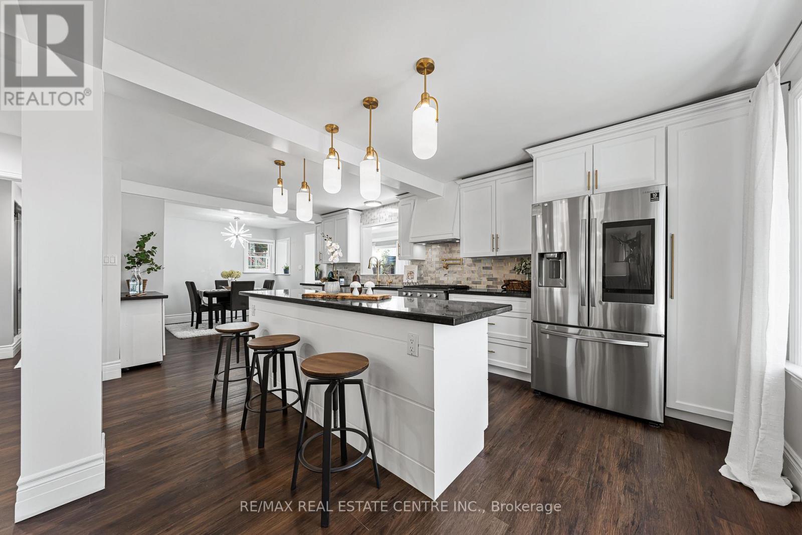 3 Augusta Street, Cambridge, Ontario  N1R 1G2 - Photo 8 - X12460724