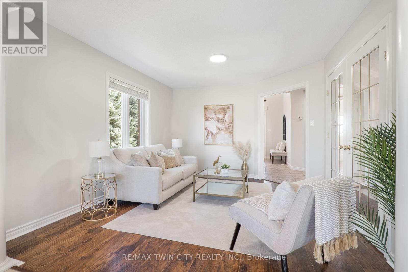 176 Pine Valley Drive, Kitchener, Ontario  N2P 2V8 - Photo 7 - X12460734