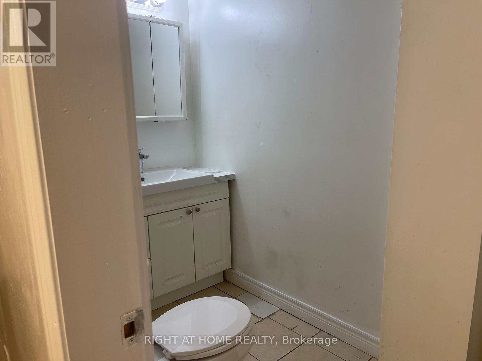 Basmt - 135 Northgate Drive, Welland, Ontario  L3C 5Y3 - Photo 9 - X12460741