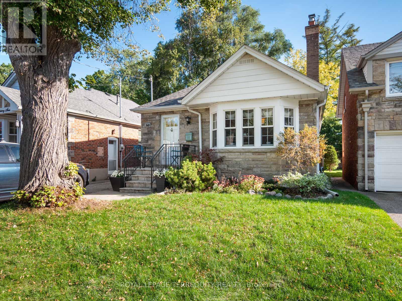 53 GLENROY AVENUE, Toronto, Ontario