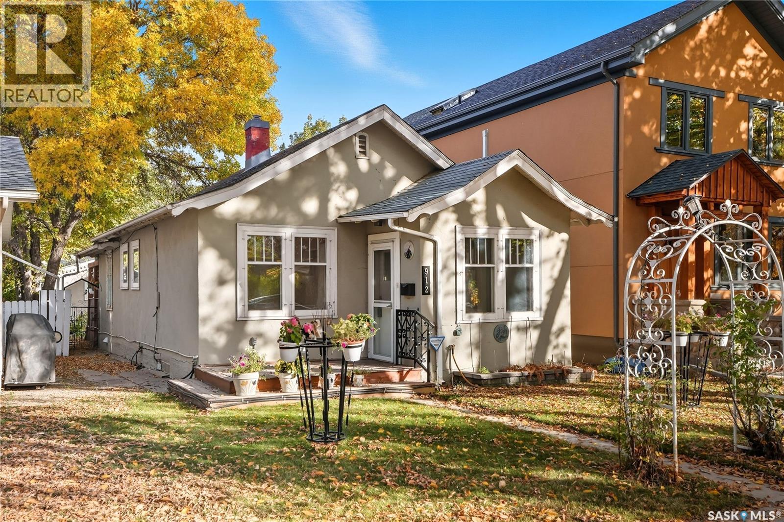 912 5th AVENUE N, Saskatoon, Saskatchewan