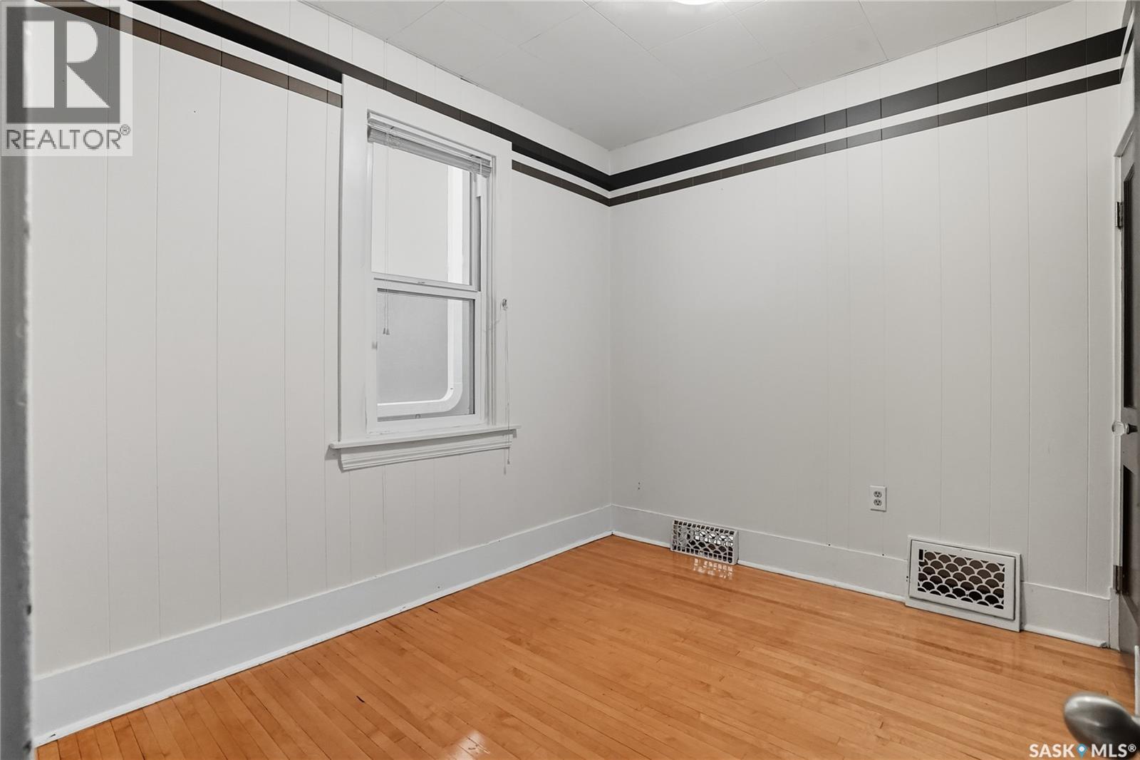 912 5th Avenue N, Saskatoon, Saskatchewan  S7K 2S1 - Photo 22 - SK020741