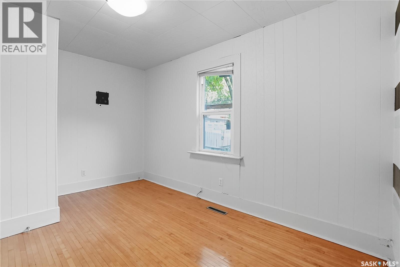 912 5th Avenue N, Saskatoon, Saskatchewan  S7K 2S1 - Photo 26 - SK020741