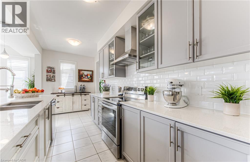 39 Reistwood Drive, Kitchener, Ontario  N2R 0N8 - Photo 12 - 40778683