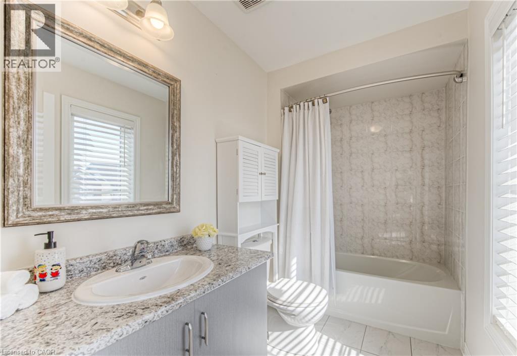 39 Reistwood Drive, Kitchener, Ontario  N2R 0N8 - Photo 26 - 40778683