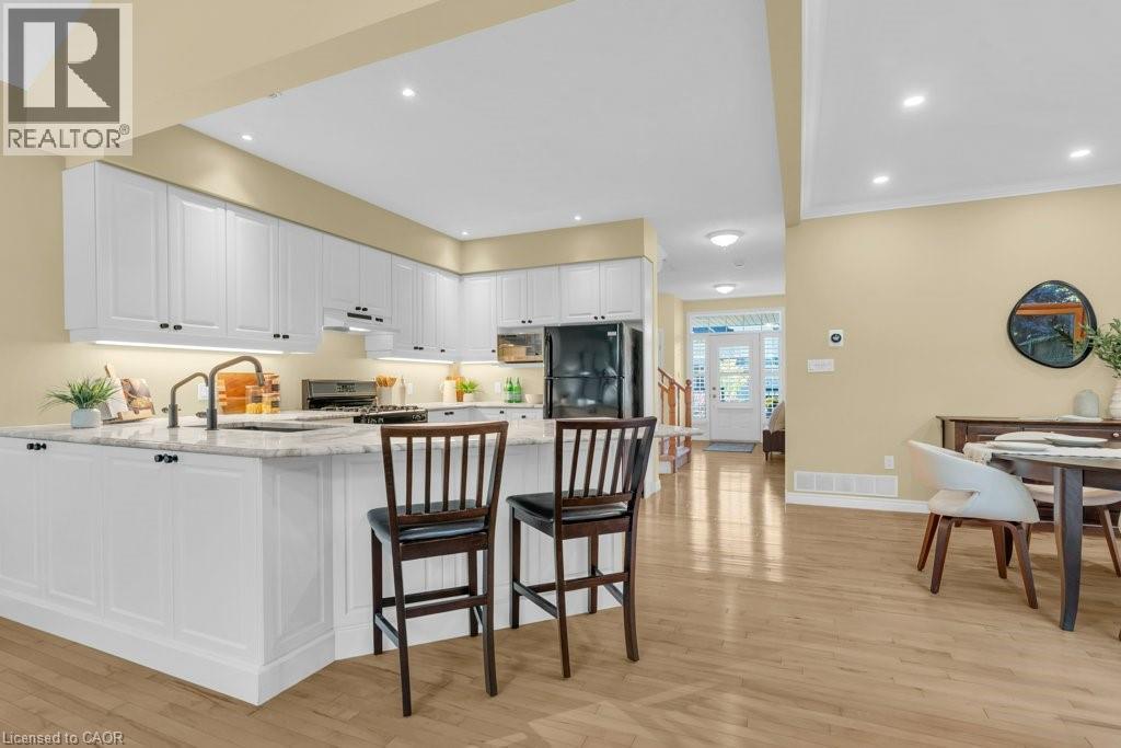 589 Winterburg Walk, Waterloo, Ontario  N2V 2M8 - Photo 9 - 40777550