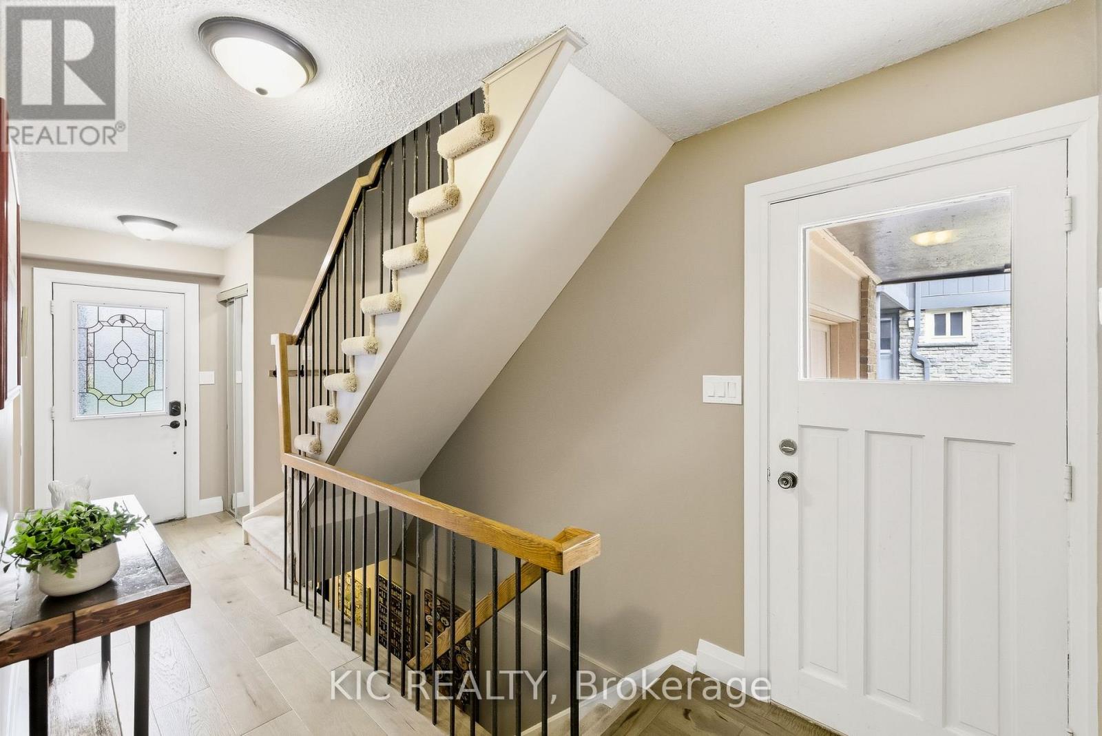 1795 Listowell Crescent, Pickering, Ontario  L1V 2Y2 - Photo 10 - E12460893