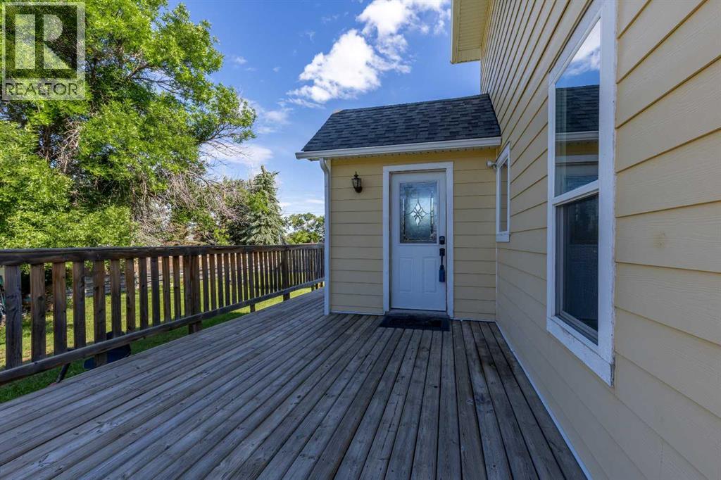 202 4 Street, Warner, Alberta  T0K 2L0 - Photo 7 - A2232947