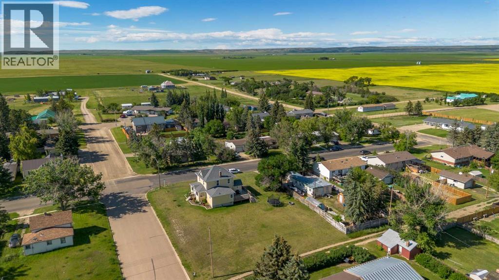 202 4 Street, Warner, Alberta  T0K 2L0 - Photo 32 - A2232947