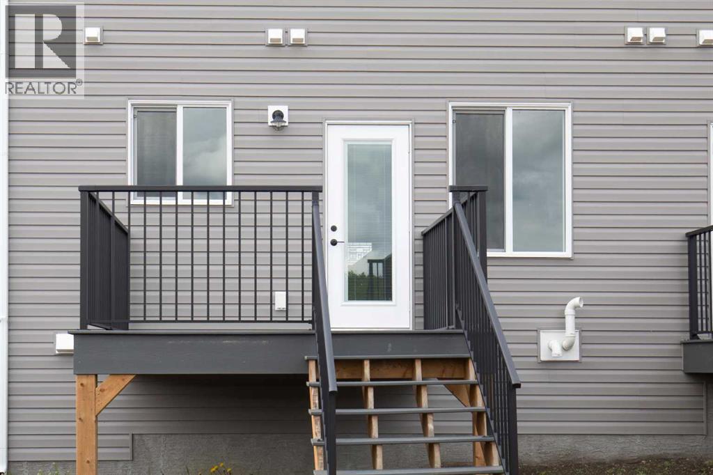122 Gray Close, Sylvan Lake, Alberta  T4S 0W4 - Photo 34 - A2264243