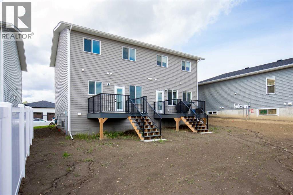 122 Gray Close, Sylvan Lake, Alberta  T4S 0W4 - Photo 33 - A2264243
