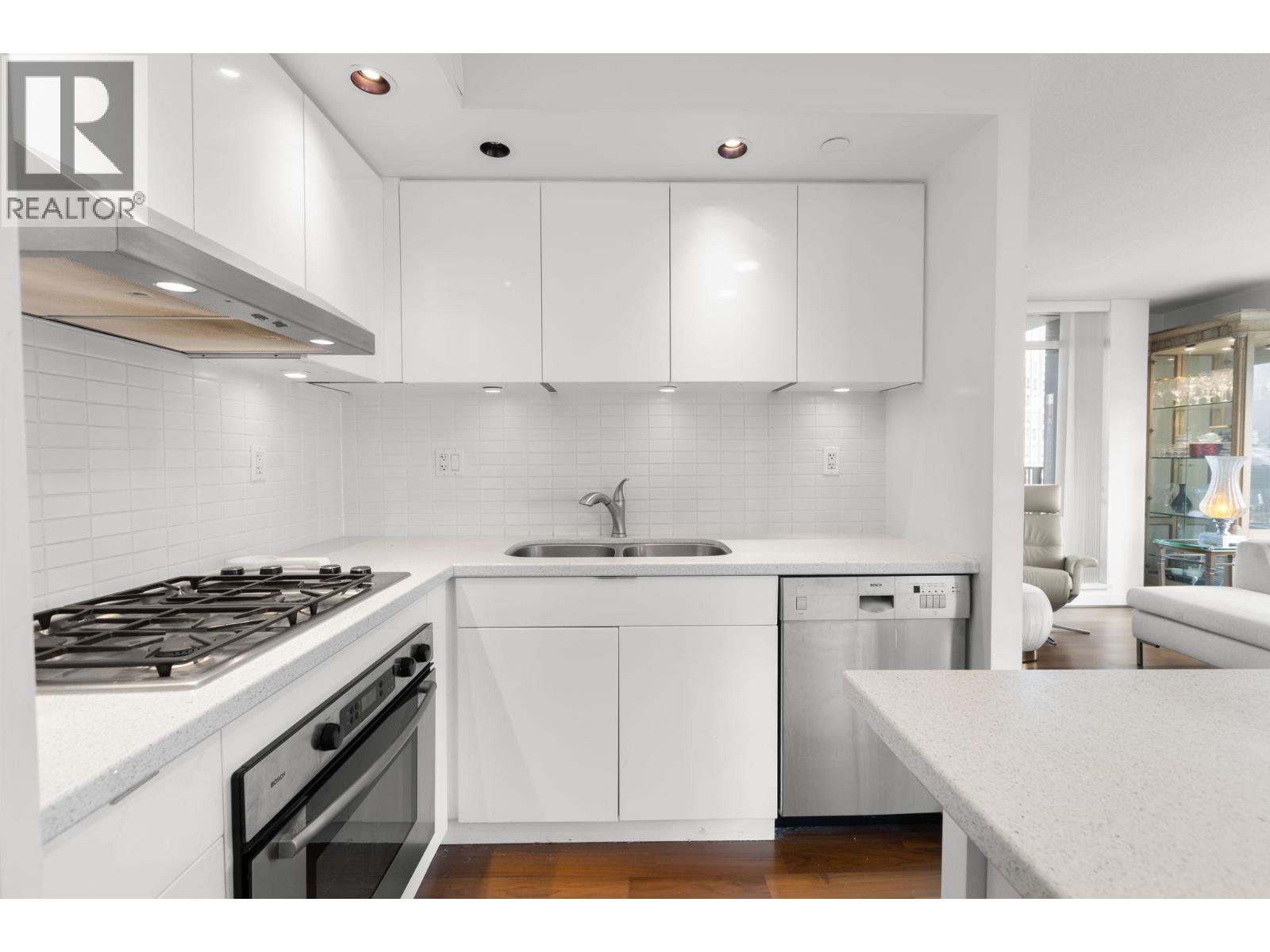 1805 1055 Homer Street, Vancouver, British Columbia  V6B 1G3 - Photo 5 - R3047142