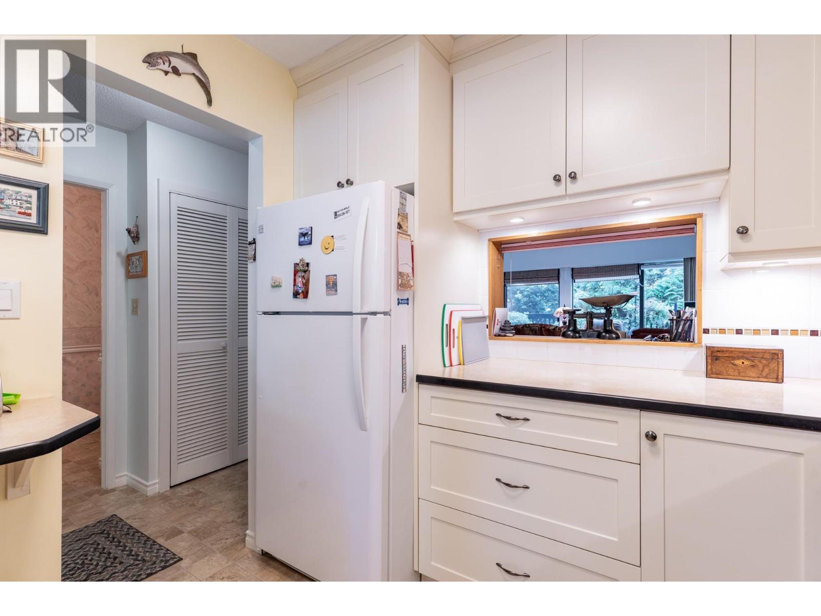 3029 Carina Place, Burnaby, British Columbia  V3J 1B4 - Photo 8 - R3057914
