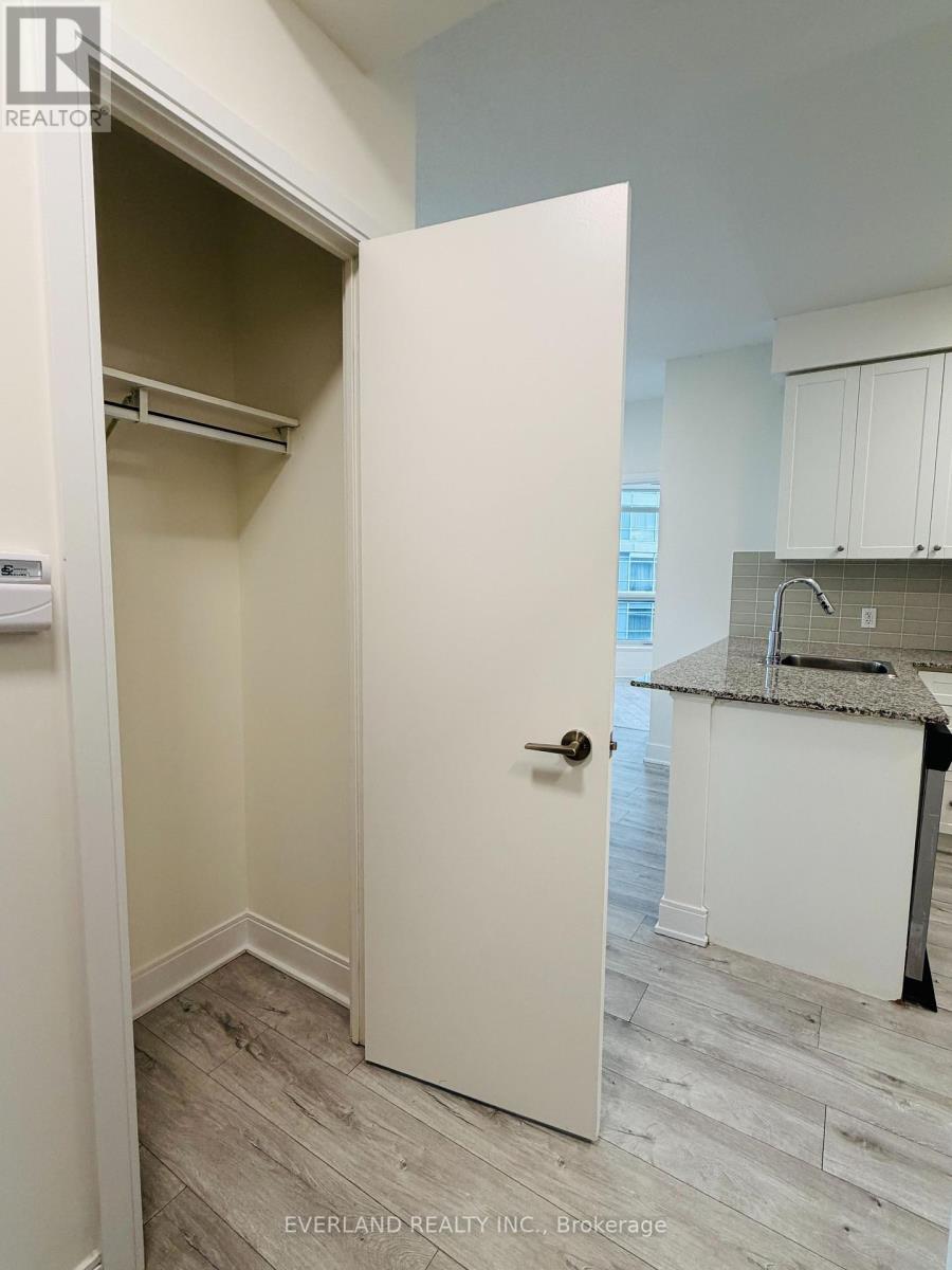 610 - 125 Village Green Square, Toronto, Ontario  M1S 0G3 - Photo 27 - E12353088