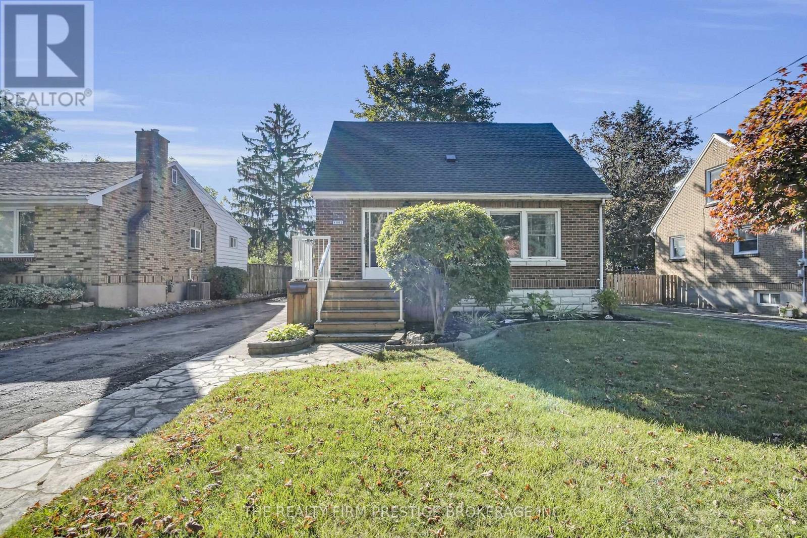 1863 PARK AVENUE, London East, Ontario