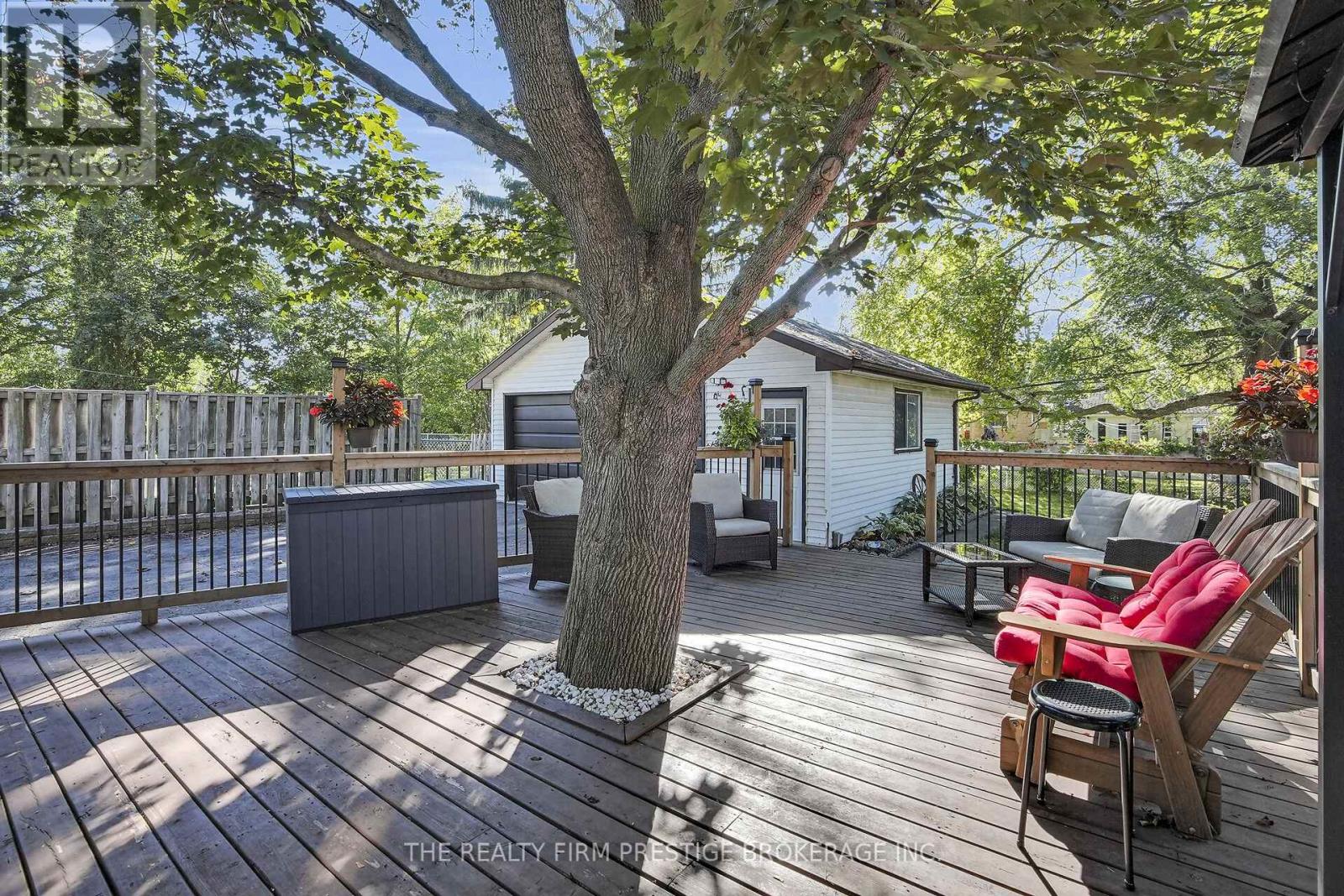 1863 Park Avenue, London East, Ontario  N5W 2J7 - Photo 28 - X12460912