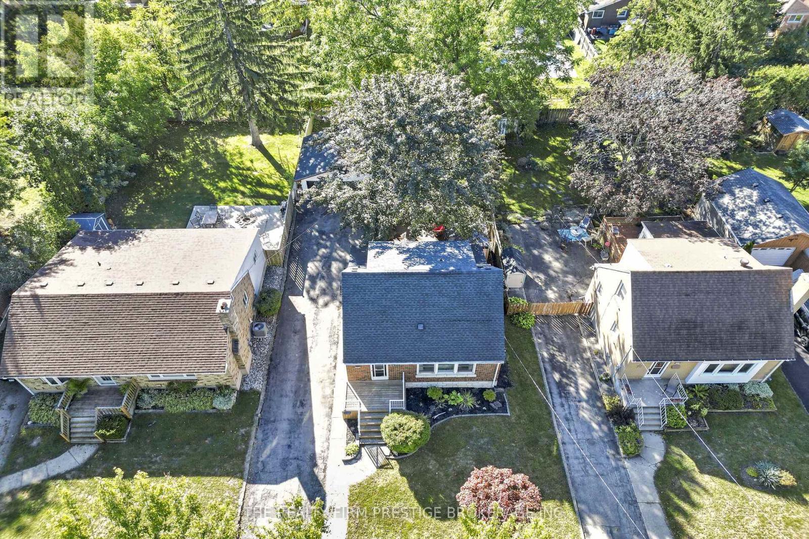 1863 Park Avenue, London East, Ontario  N5W 2J7 - Photo 33 - X12460912