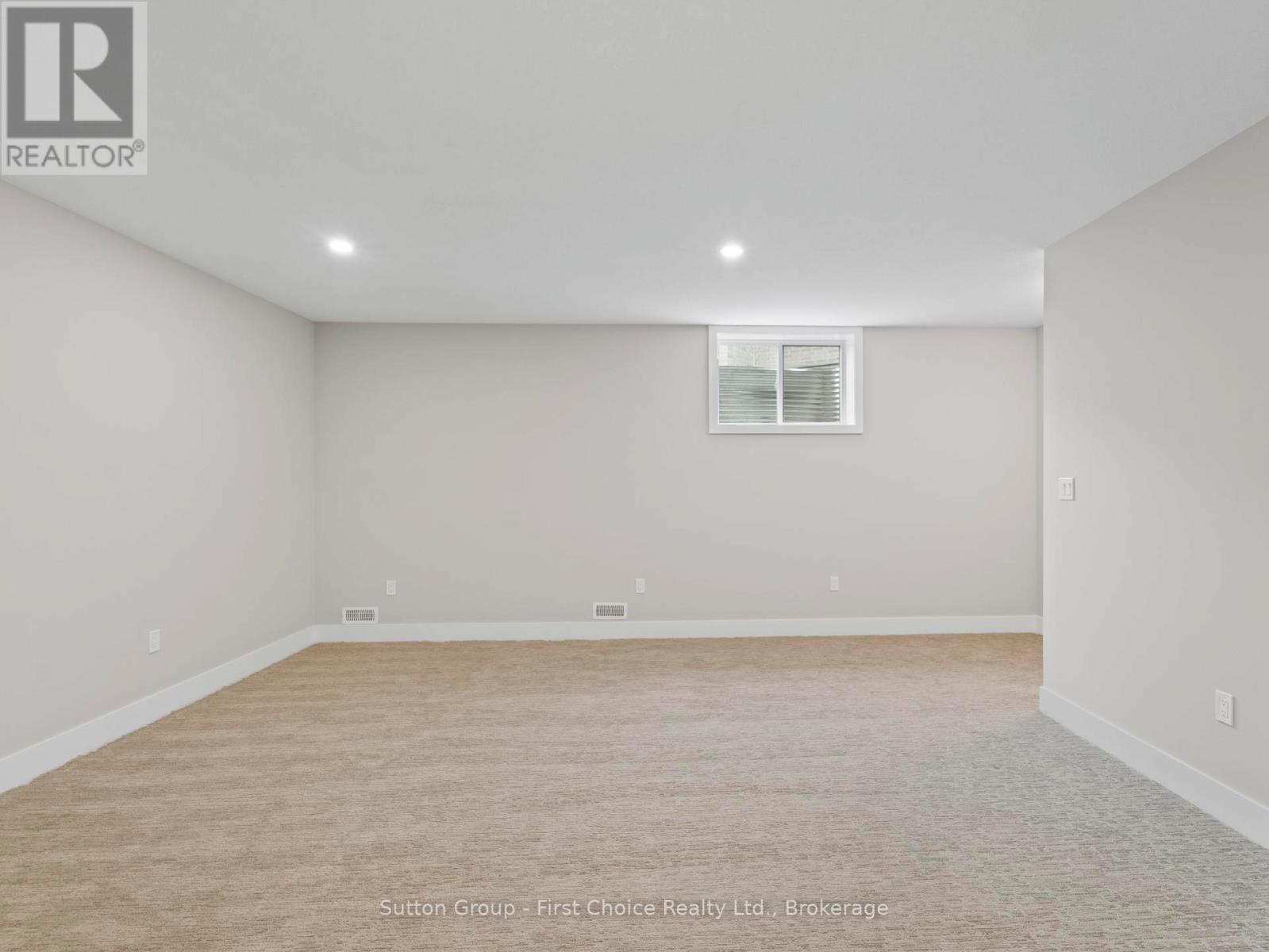 34 Yost Court, Perth East, Ontario  N0K 1M0 - Photo 30 - X12318923