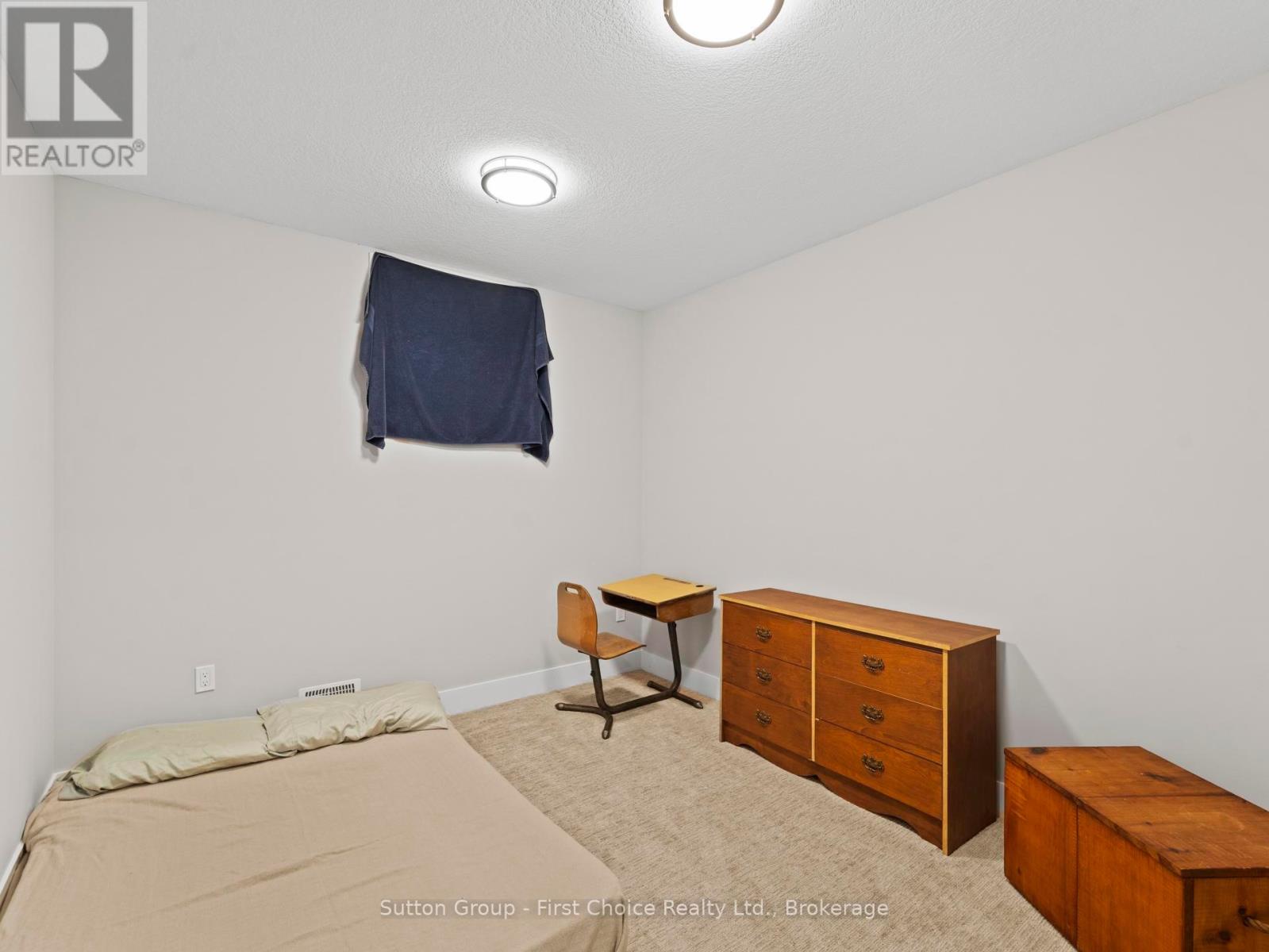 34 Yost Court, Perth East, Ontario  N0K 1M0 - Photo 32 - X12318923