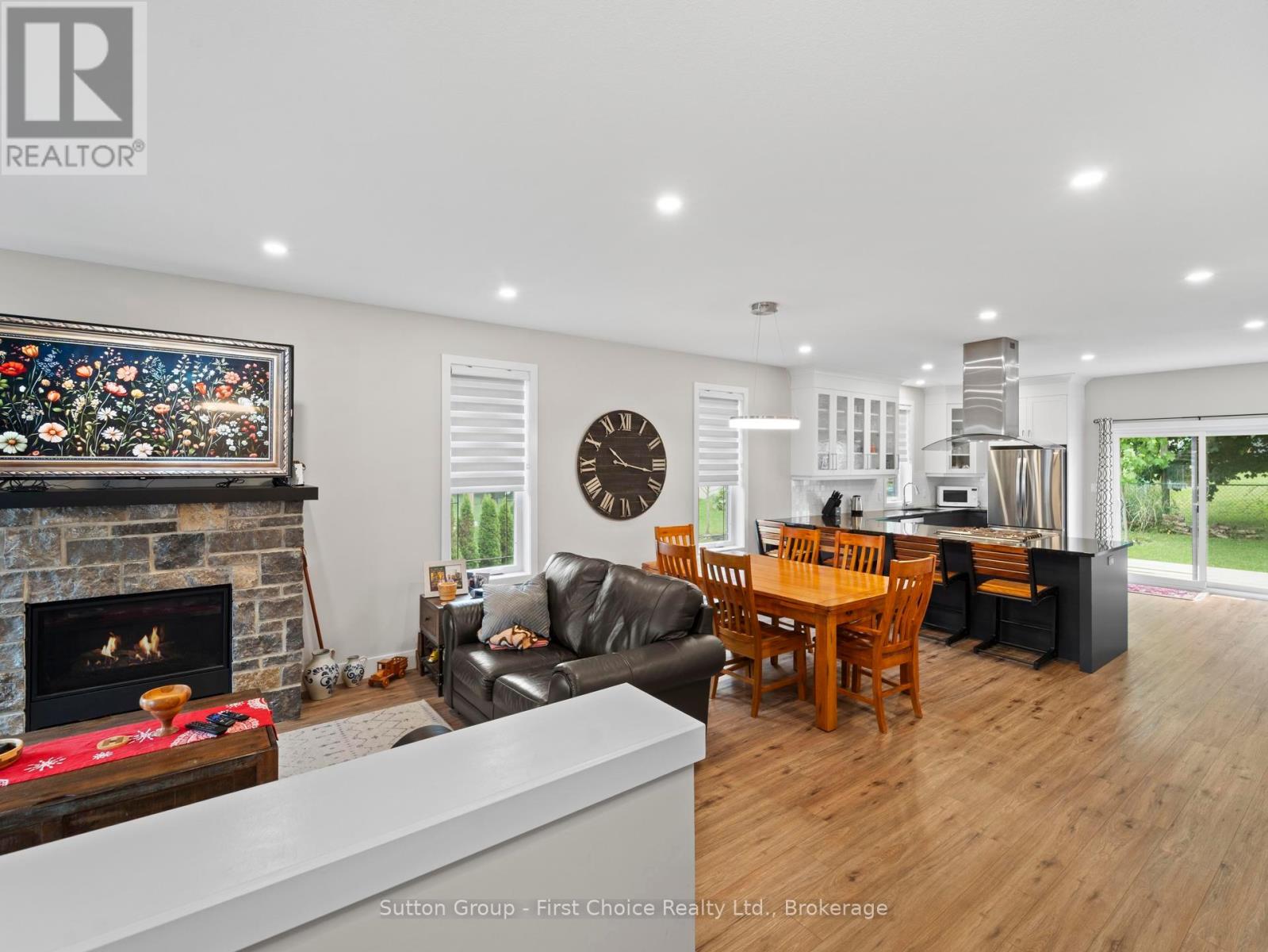 34 Yost Court, Perth East, Ontario  N0K 1M0 - Photo 8 - X12318923