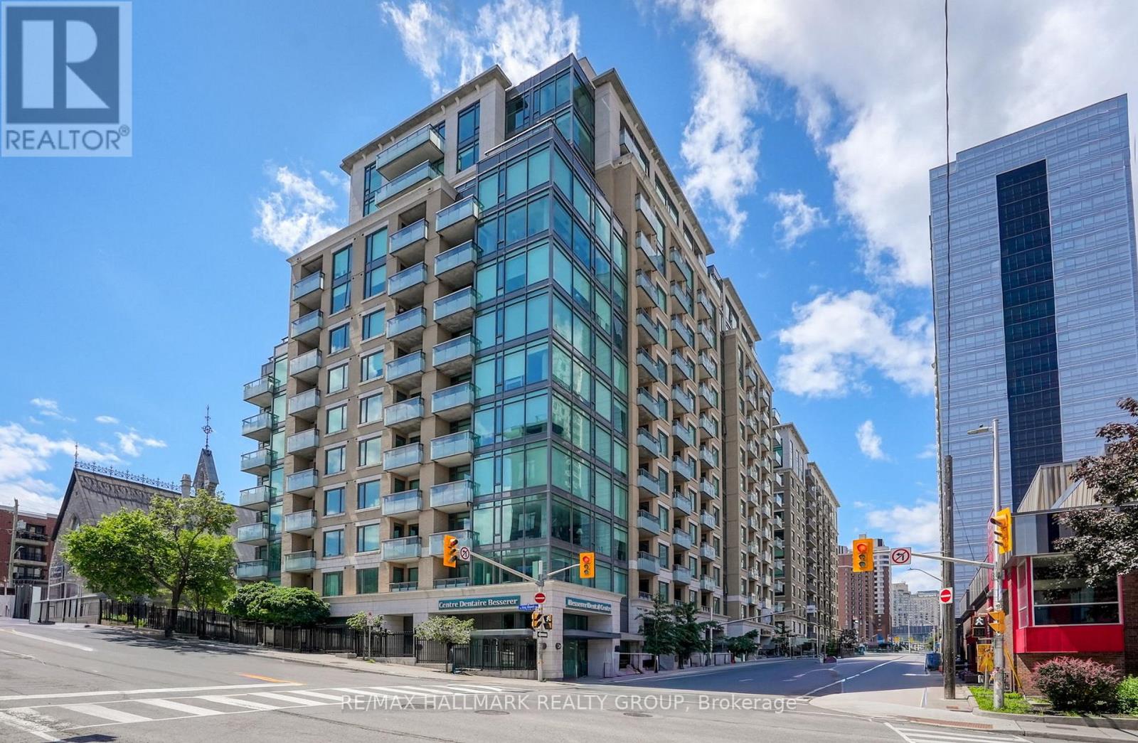 406 - 238 BESSERER STREET, Ottawa, Ontario