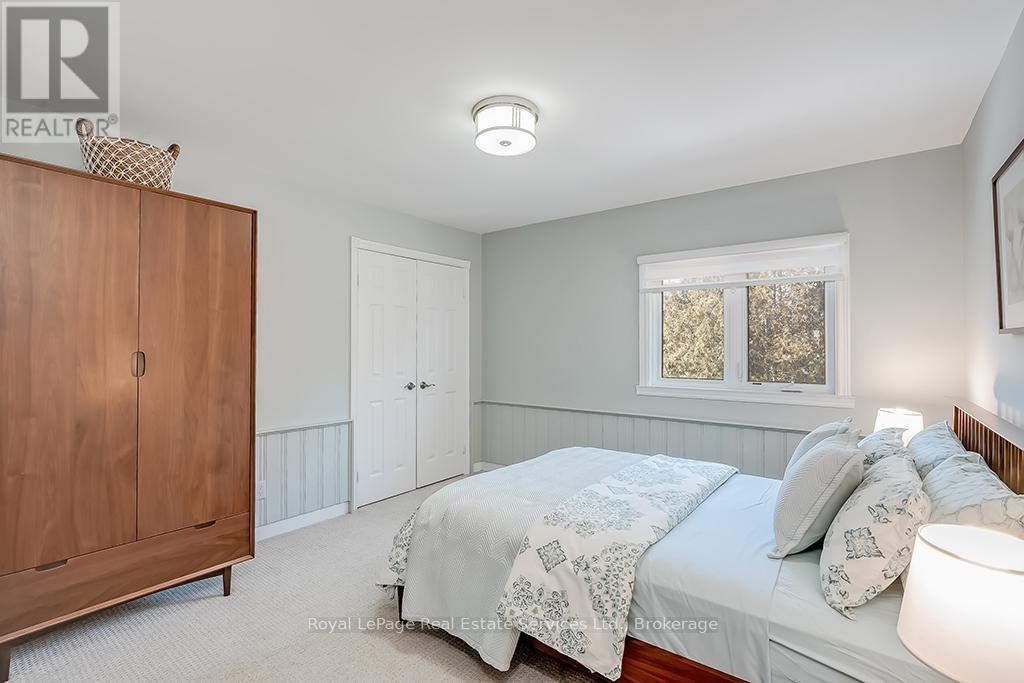 1225 Old Post Drive, Oakville, Ontario  L6M 1A5 - Photo 35 - W12460833