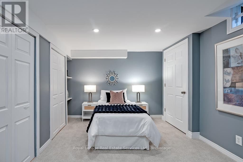 1225 Old Post Drive, Oakville, Ontario  L6M 1A5 - Photo 42 - W12460833