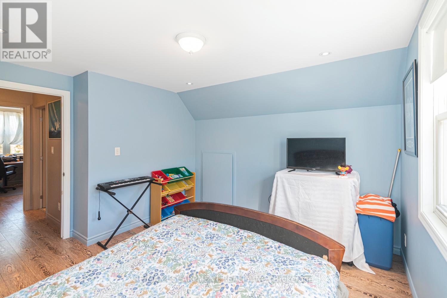 199 Kimberly Drive, Hamilton, Ontario  L8K 4L2 - Photo 19 - X12075455