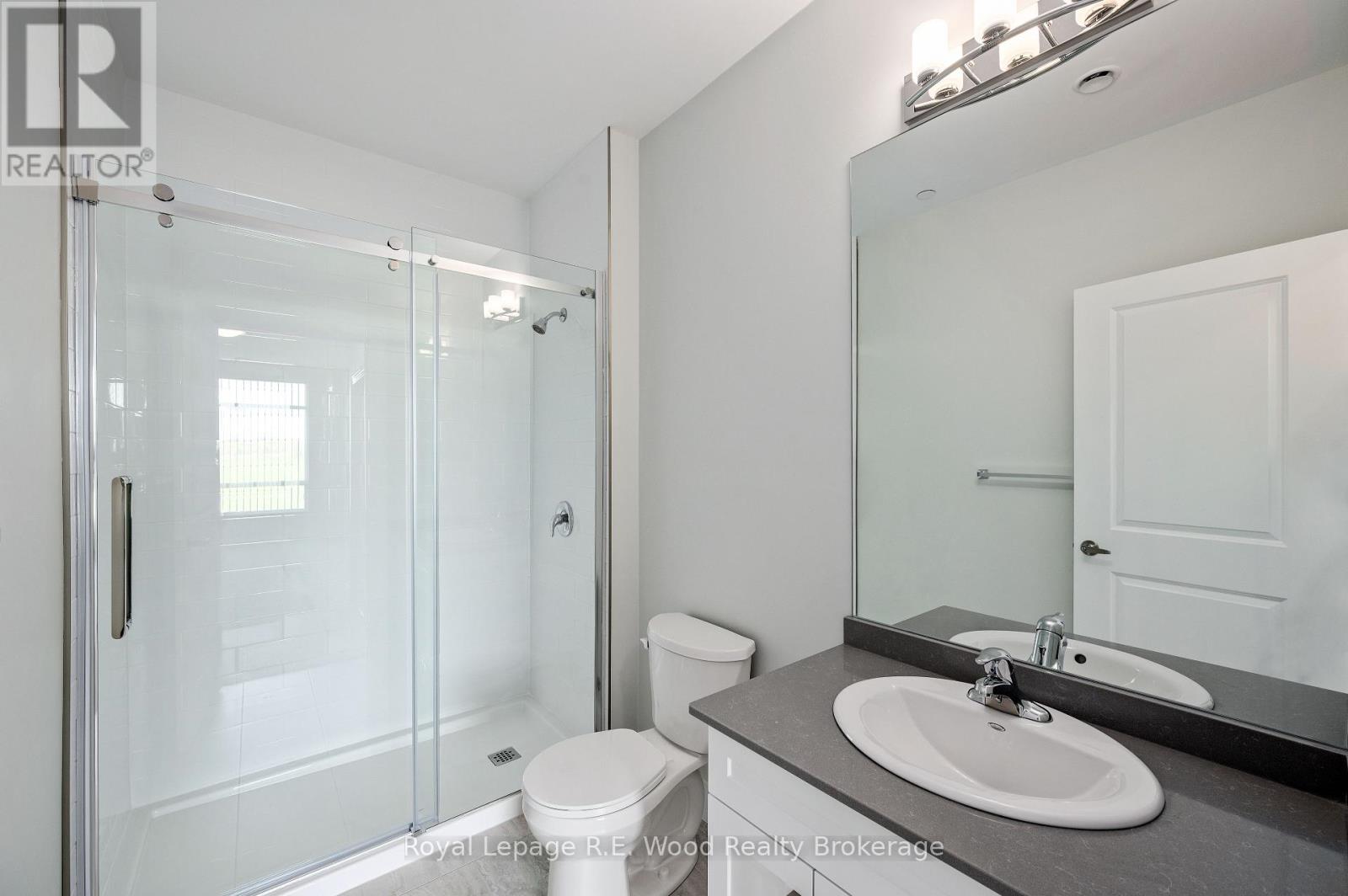 102 - 11 Jane Street, Aylmer, Ontario  N5H 2P4 - Photo 4 - X12460933
