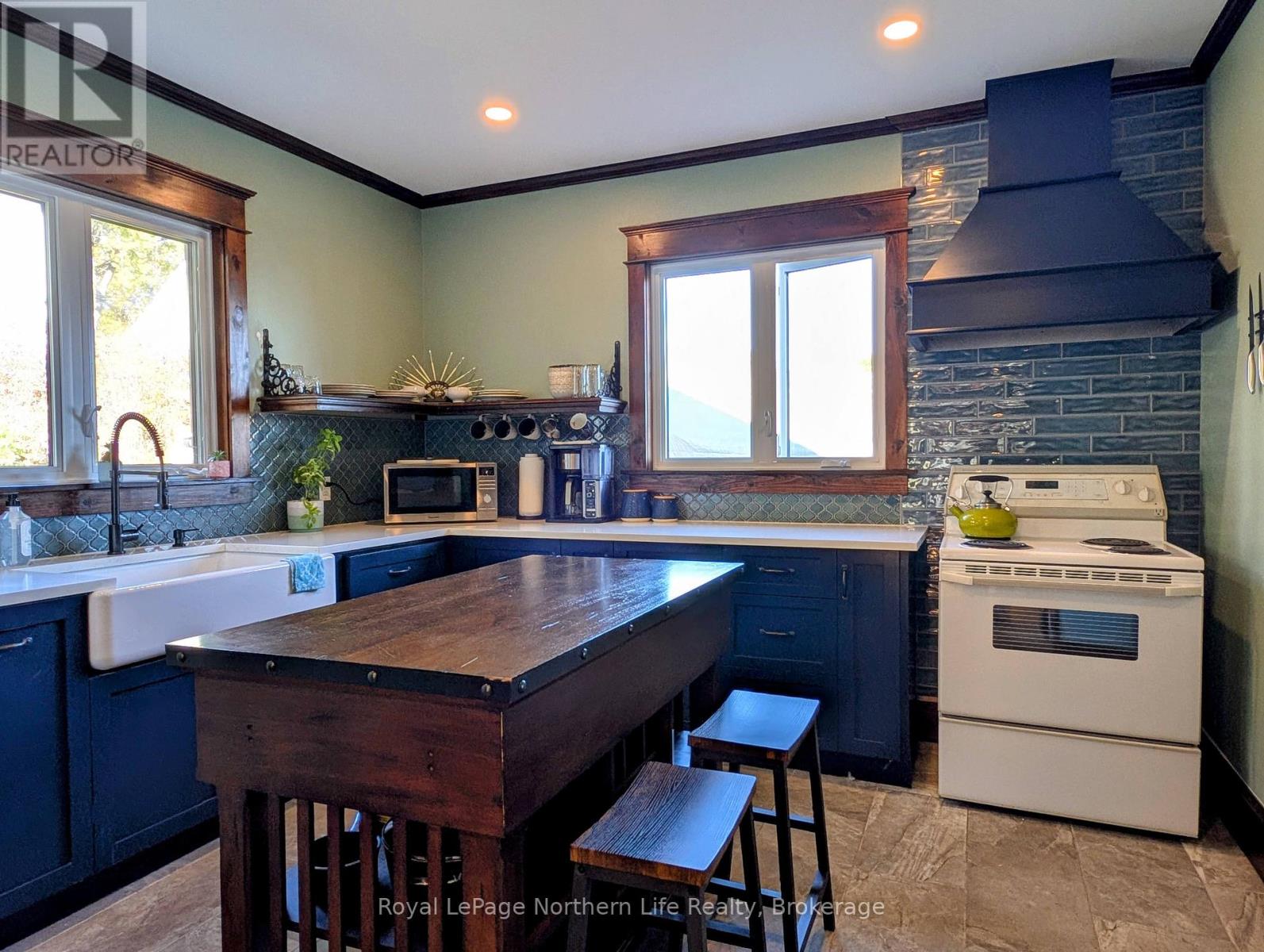 702 Rorke Avenue, Temiskaming Shores, Ontario  P0J 1K0 - Photo 19 - T12460950