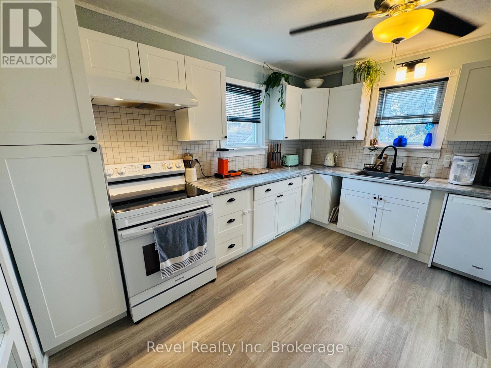 2131 Pearson Street, North Bay, Ontario  P1B 6V2 - Photo 11 - X12460840