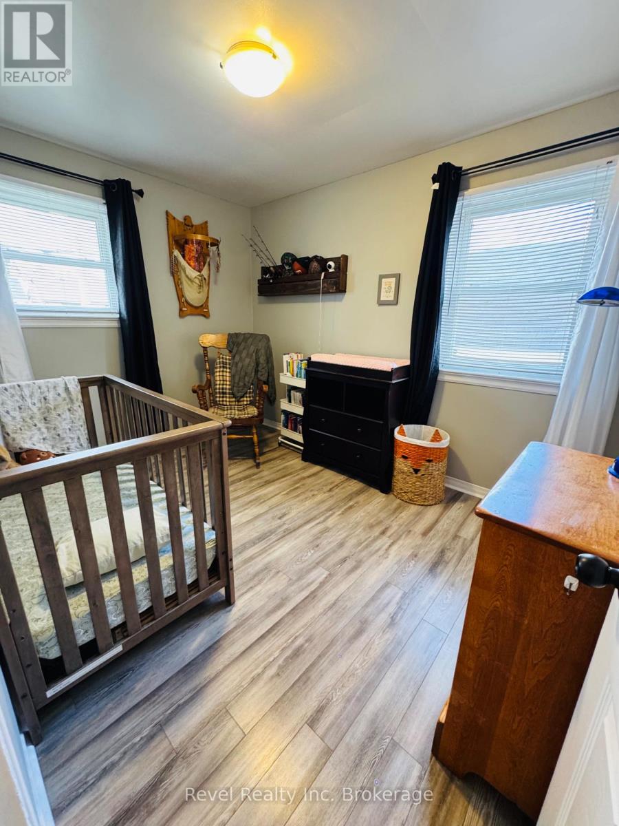 2131 Pearson Street, North Bay, Ontario  P1B 6V2 - Photo 12 - X12460840