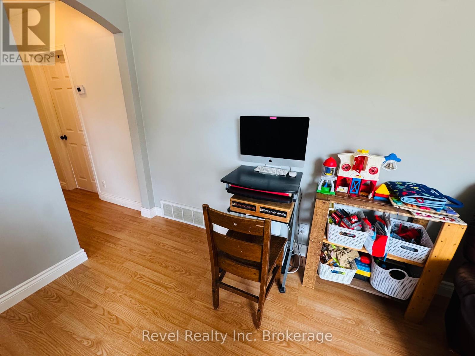 2131 Pearson Street, North Bay, Ontario  P1B 6V2 - Photo 19 - X12460840